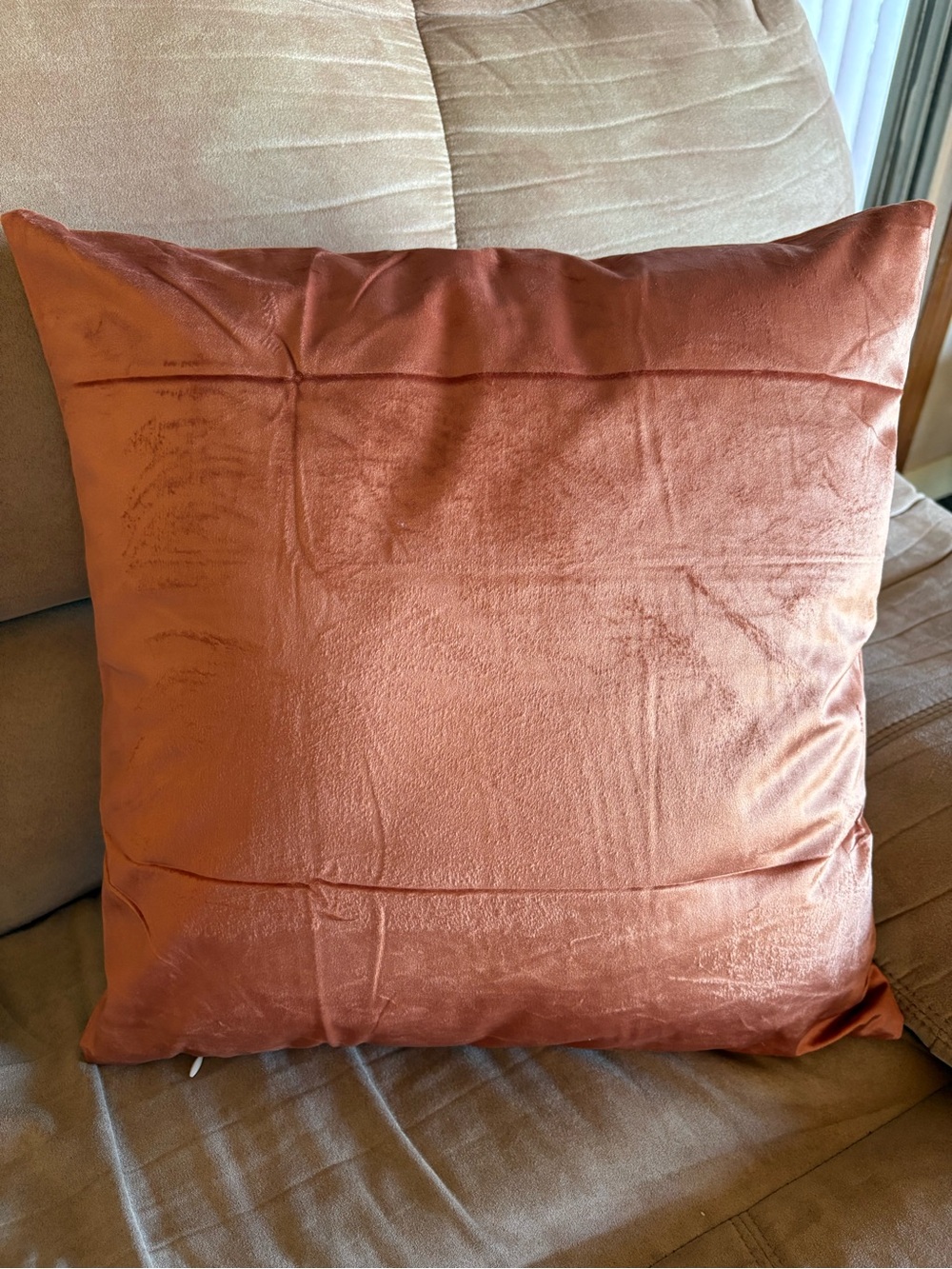 Snow Deer NWT Accent Pillow Cover with zipper. Set of 2 Covers, washable. - Picture 2 of 9